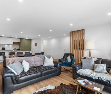 Modern comfort in a quiet Rokeby pocket – partly furnished, interne... - Photo 1