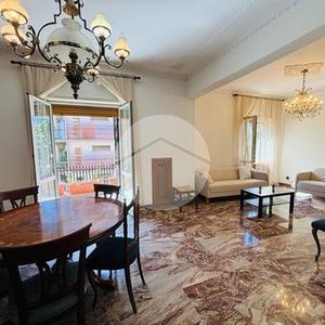 5 locali in affitto - Photo 2