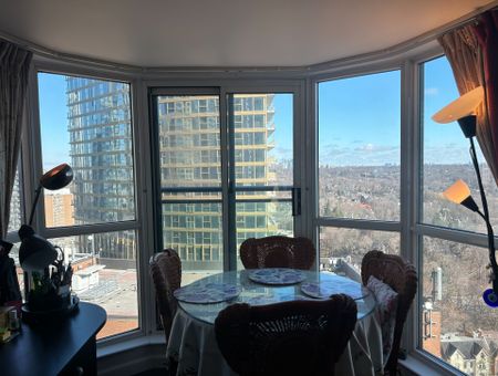 For Lease - 8 Park Rd Road Unit# One Bedroom, Toronto, Ontario - Photo 5