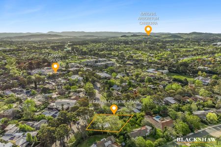 14 Gawler Crescent, Deakin ACT 2600 - House For Rent | Domain - Photo 5