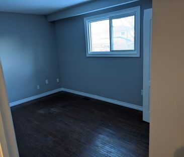 For Lease - 2424 Whaley Drive Unit# Main, Mississauga, Ontario - Photo 4