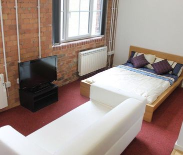 Studio to rent - Photo 3