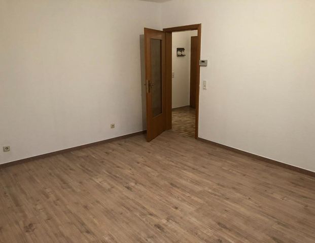 Renovierte 2-Zimmer-Wohnung im 1. OG in Wuppertal-Ronsdorf - Foto 1