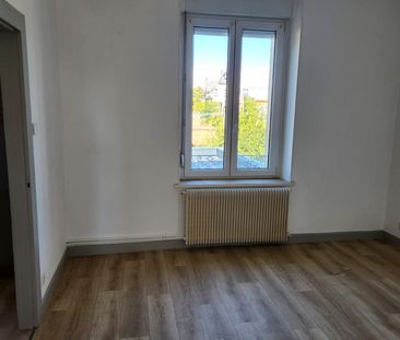 Location Appartement 3 pièces 85m² - Photo 2