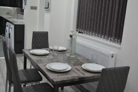 6 bedroom house to rent - Photo 5