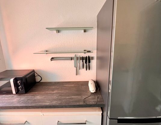 Hochwertig modern möblierte 2-Zimmerwohnun mit Südbalkon - Photo 1