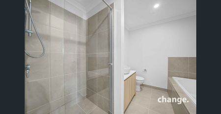 Spacious Family Home in Wollert - Photo 4