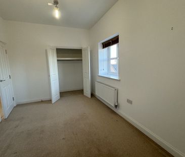 Stadium Approach, AYLESBURY - Photo 6