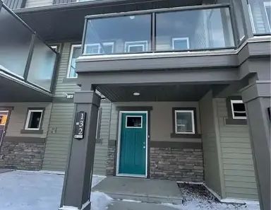 (PN 1229) Chic 3-Bedroom Townhome with Double Car Garage | 1530 Tamarack Blvd Nw, Edmonton - Photo 1