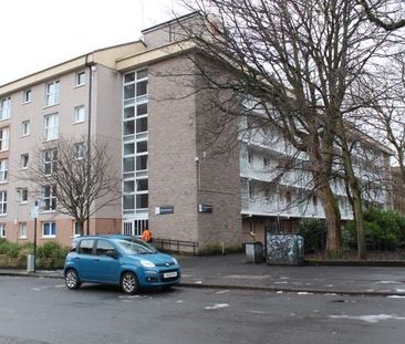 1 Bed Flat, Burnbank Terrace, G20 - Photo 2