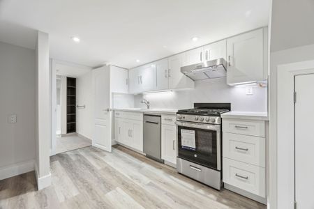 For Lease - 470 Donlands Avenue Unit# Basement, Toronto, Ontario - Photo 2