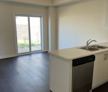 For Lease - 39 Mia Drive, Hamilton, Ontario - Photo 6