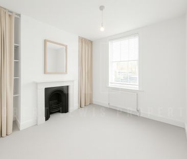 Characterful Two-Bedroom Maisonette Camden Town – Arlington Road, N... - Photo 1