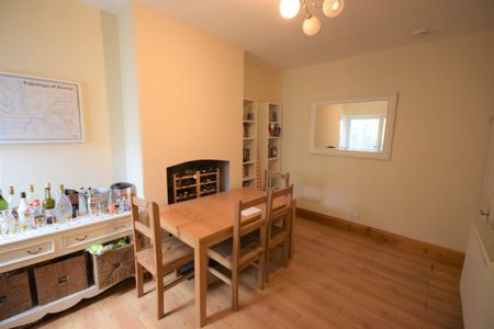 5 Bedroom Student Property- Bedminster - Photo 3