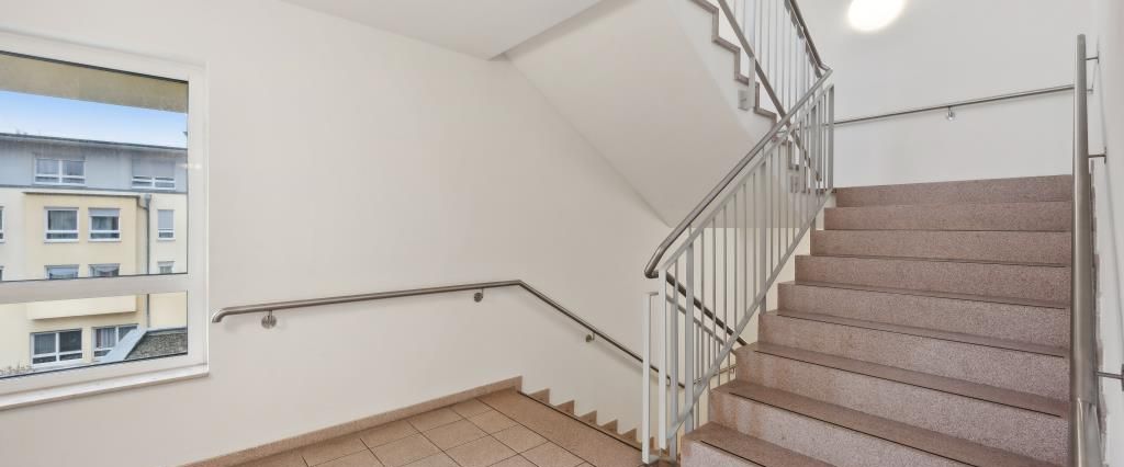 Schöne helle Wohnung mit 2 Zimmer und EBK in Bonn - Seniorenwohnung - Photo 1