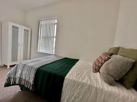 5 bedroom house share to rent - Photo 3
