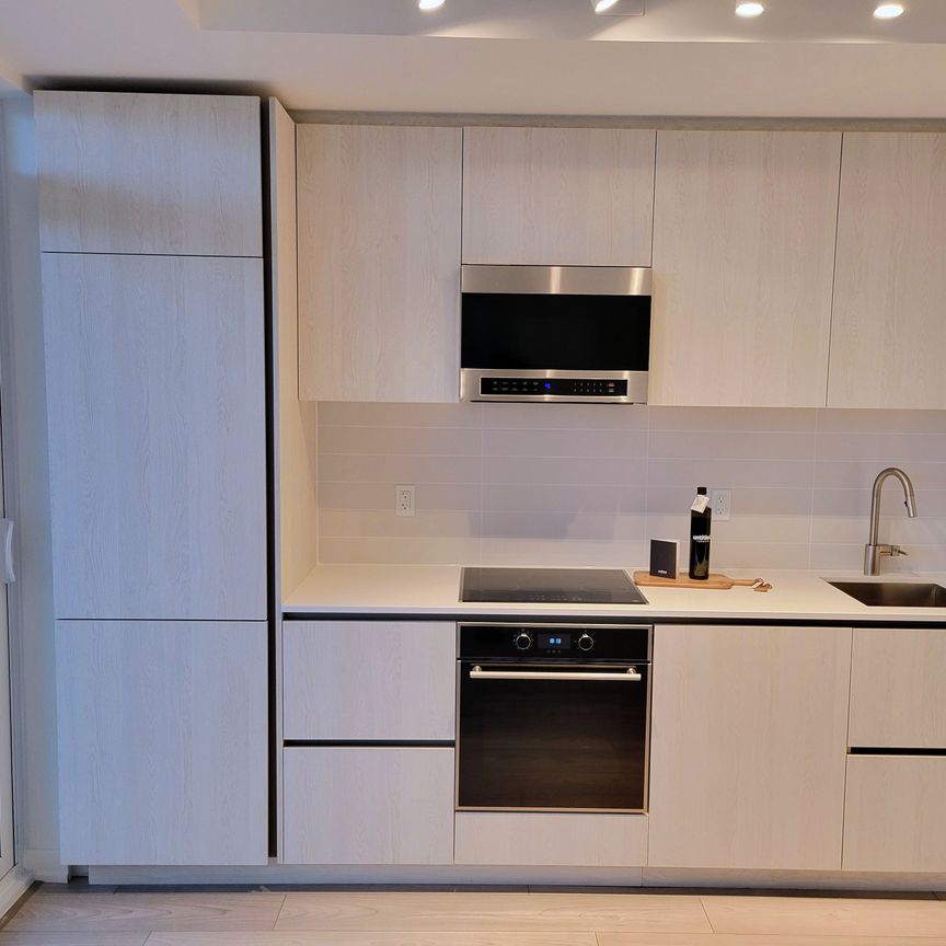 For Lease - 120 Broadway Avenue Unit# 1704, Toronto, Ontario - Photo 1