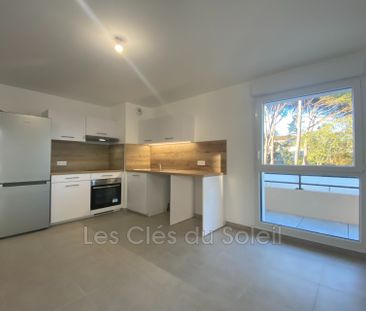 Location appartement 3 pièces 71 m² Brignoles - Photo 2