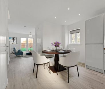 3 bedroom semi-detached house to rent - Photo 3