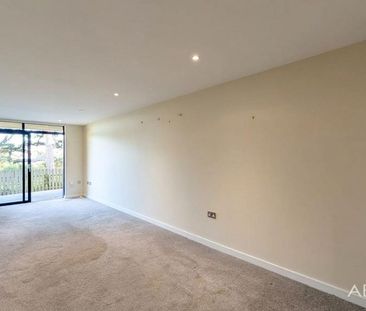 2 bedroom ground floor flat to rent - Photo 1