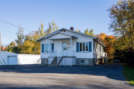 Maison de plain-pied à louer - Trois-Rivières (Cap-de-la-Madeleine) Maison de plain-pied à louer - Trois-Rivières (Cap-de-la-Madeleine) - Photo 2