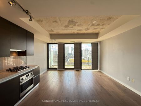 Thompson Residence Lofts 621-629 , #Ph1423 - Photo 2