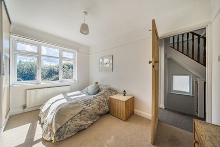 5 bedroom semi-detached house to rent - Photo 3