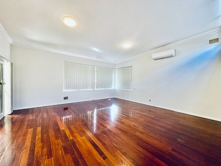 Simple Living in Rivervale - Photo 4