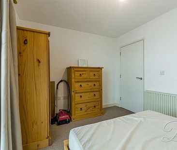 1 bedroom - Photo 5