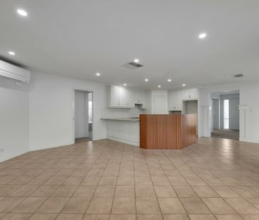 Style, Space & Executive Comfort in a Peaceful Highbury Setting - Photo 2