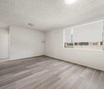 FULLY RENOVATED 2 BEDROOM UNIT IN SMALL GROUP - Photo 2