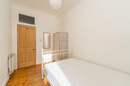 3 bedroom flat to rent - Photo 5