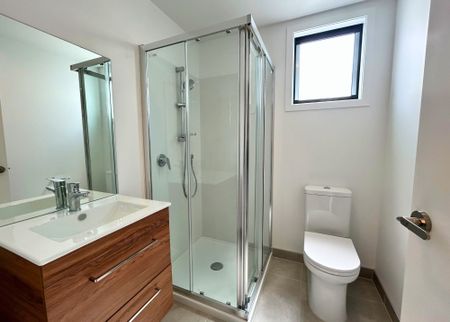 2 Bedrooms on Mead St - Photo 3