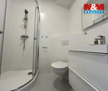 Pronájem bytu 1+kk a garsoniéry 35 m² - Photo 2