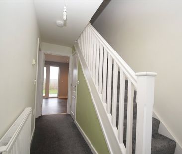 3 bed terraced house to rent in Eastway, Eastfield, YO11 - Photo 3
