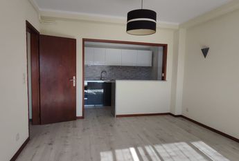 Apartamento T1 na Praia da Barra.