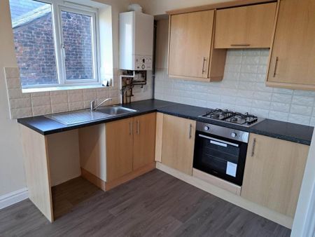 2 bedroom apartment to rent - Photo 4