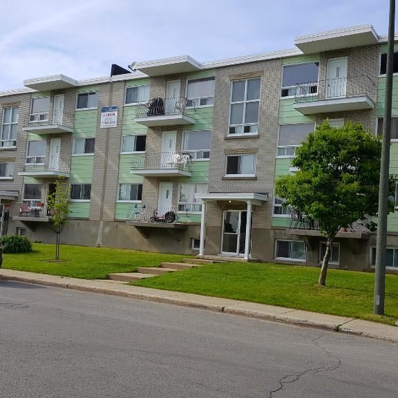 Grand 5 1/2 à louer pour février - Photo 1