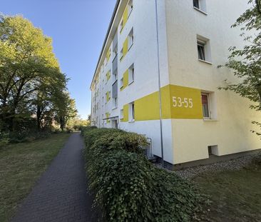 Tolle 3 Zi.-Wohnung mit Balkon und EBK für Kurzzeitvermietung bis m... - Foto 1