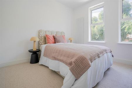 2 bedroom semi-detached house to rent - Photo 4