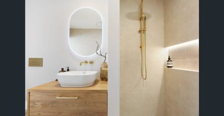 Newly renovated stylish duplex with pool, double garage and walk-to-beach lifestyle - Photo 4