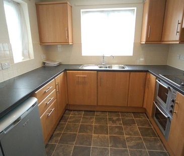 4 bedroom detached house to rent - Photo 6