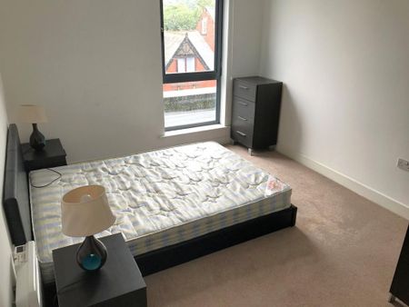 2 bedroom flat to rent - Photo 2