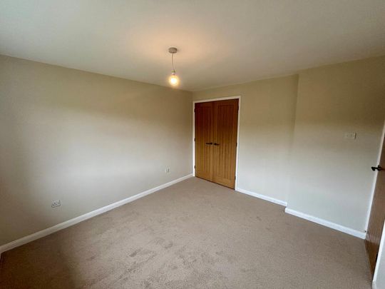 2 bedroom bungalow to rent - Photo 1