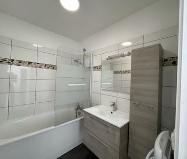 Location Appartement 2 pièces 41m² LILLE 59000 - Photo 1
