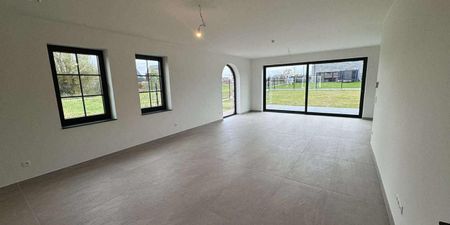 Woning te huur in Ophasselt voor € 1.400 met 3 slaapkamers - Photo 2