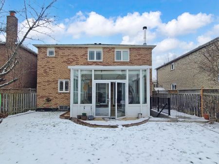 For Lease - 1631 Meadowfield Crescent, Mississauga, Ontario - Photo 3