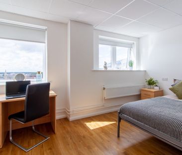 Platinum Ensuite - Photo 2