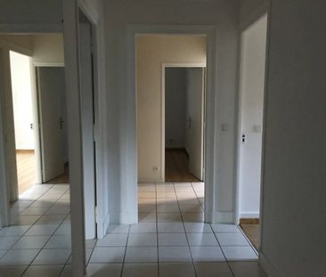 Location Appartement 3 pièces 60m² SALLANCHES 74700 - Photo 6