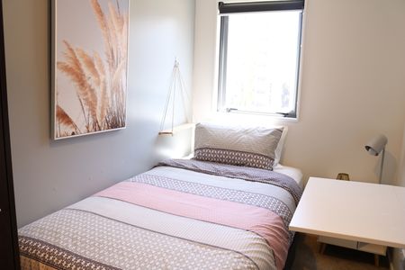 421 Queen Street – 3 - Photo 4